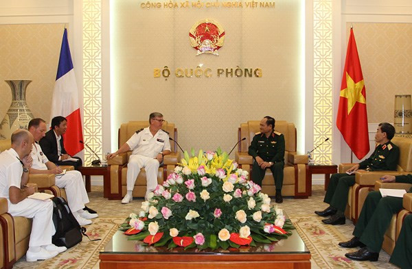 Défense : le Vietnam renforce la coopération avec la France et la Russie ảnh 1 Défense : le Vietnam renforce la coopération avec la France et la Russie ảnh 1