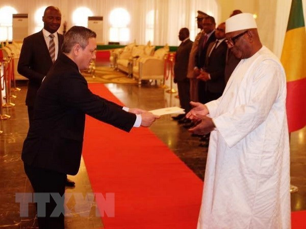 Le président malien souhaite renforcer la coopération multiforme avec le Vietnam ảnh 1 Le président malien souhaite renforcer la coopération multiforme avec le Vietnam ảnh 1
