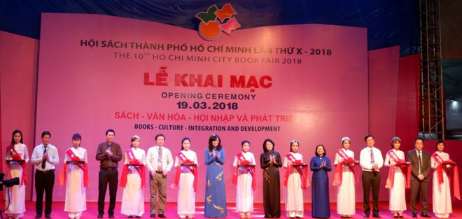 Ouverture du Salon du livre de Hô Chi Minh-Ville 2018 ảnh 1