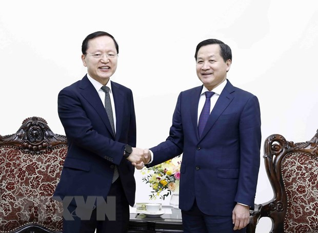 Le vice-PM Le Minh Khai demande à Samsung d'investir davantage au Vietnam ảnh 1 Le vice-PM Le Minh Khai demande à Samsung d'investir davantage au Vietnam ảnh 1