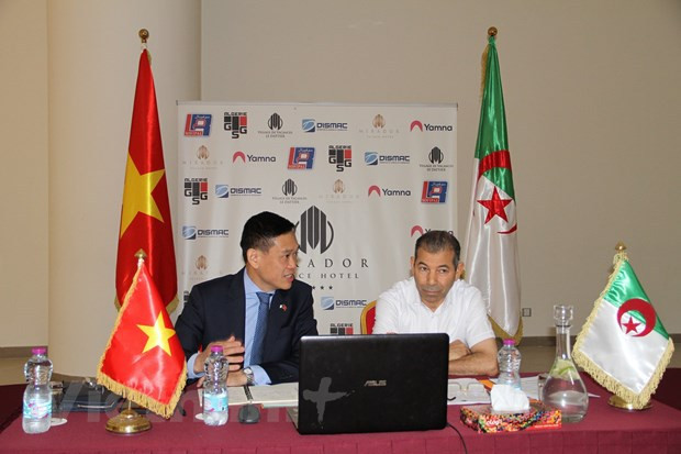 Le groupe algérien GFR sonde des opportunités de coopération avec des entreprises vietnamiennes ảnh 2 Le groupe algérien GFR sonde des opportunités de coopération avec des entreprises vietnamiennes ảnh 2