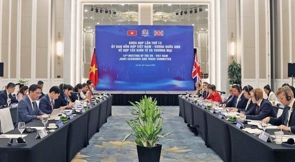 Réunion du Comité mixte Vietnam-Royaume-Uni sur la coopération économique et commerciale ảnh 1 Réunion du Comité mixte Vietnam-Royaume-Uni sur la coopération économique et commerciale ảnh 1