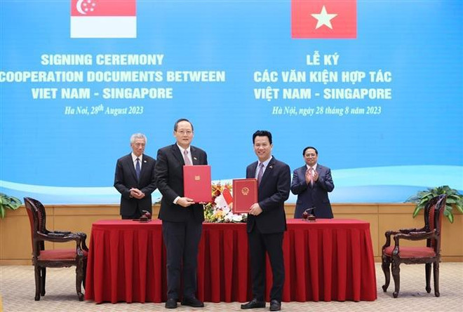 Le Vietnam et Singapour envisagent un partenariat stratégique intégral ảnh 3 Le Vietnam et Singapour envisagent un partenariat stratégique intégral ảnh 3