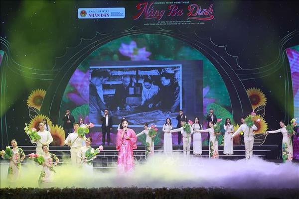 Un programme artistique spécial célébrant la Fête nationale ảnh 1 Un programme artistique spécial célébrant la Fête nationale ảnh 1