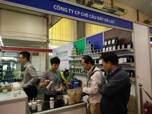 Ouverture de l’exposition VietFood & Beverage – ProPack 2016 à Hanoï ảnh 2 Ouverture de l’exposition VietFood & Beverage – ProPack 2016 à Hanoï ảnh 2