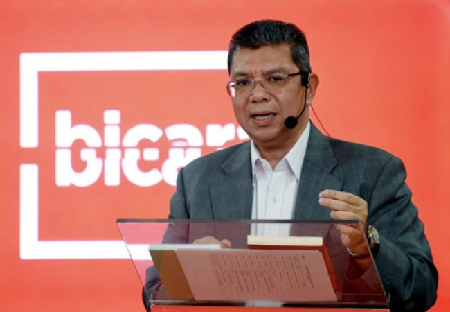 Le ministre malaisien des AE en visite en Indonésie ảnh 1