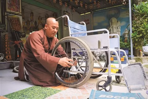 Seconde vie pour les fauteuils roulants, nouvelle vie pour les handicapés ảnh 1