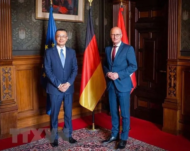 Promotion de la coopération avec Hambourg (Allemagne) ảnh 1 Promotion de la coopération avec Hambourg (Allemagne) ảnh 1