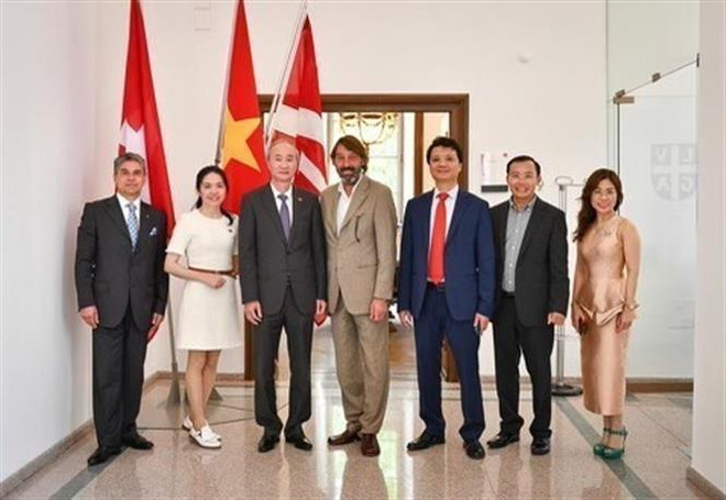 Le Vietnam exhorte les entreprises suisses à élargir leurs activités sur son sol ảnh 1 Le Vietnam exhorte les entreprises suisses à élargir leurs activités sur son sol ảnh 1