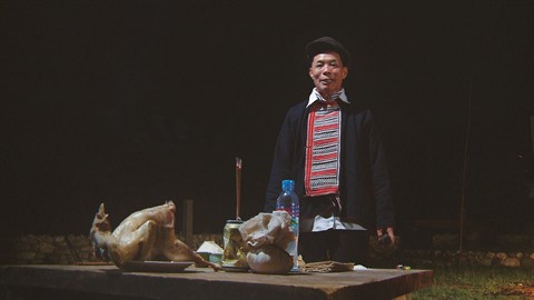 Le "bain de feu" des Dao rouges pour accueillir le Nouvel An lunaire ảnh 1 Le "bain de feu" des Dao rouges pour accueillir le Nouvel An lunaire ảnh 1
