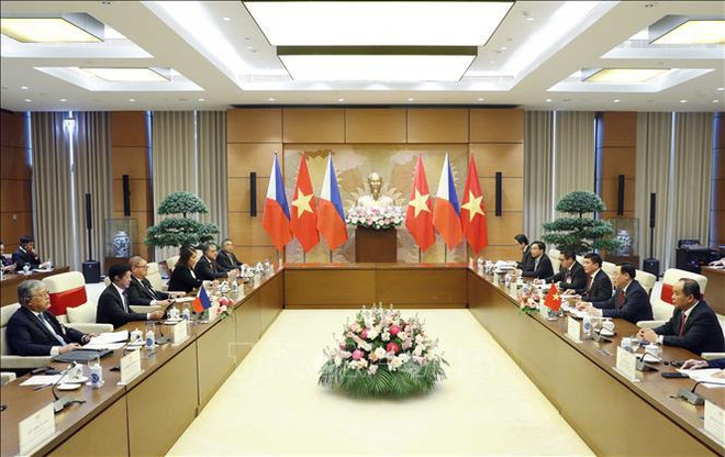 Le chef de l’AN et le président philippin veulent booster le partenariat stratégique ảnh 1 Le chef de l’AN et le président philippin veulent booster le partenariat stratégique ảnh 1
