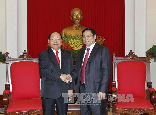 Le Vietnam affirme soutenir l’œuvre de rénovation du Laos ảnh 1 Le Vietnam affirme soutenir l’œuvre de rénovation du Laos ảnh 1