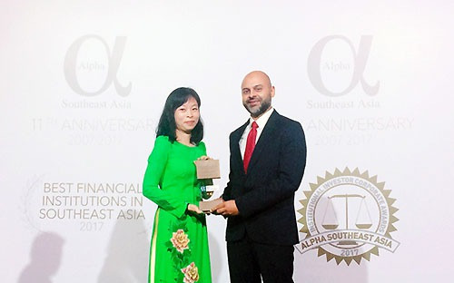 Vietcombank élue "Meilleure banque du Vietnam 2017" par Alpha SEA ảnh 1 Vietcombank élue "Meilleure banque du Vietnam 2017" par Alpha SEA ảnh 1