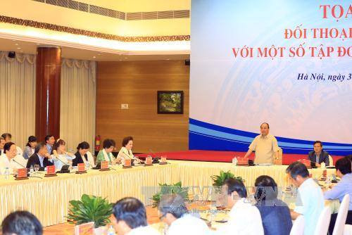 Le Premier ministre Nguyên Xuân Phuc dialogue avec le secteur privé ảnh 2 Le Premier ministre Nguyên Xuân Phuc dialogue avec le secteur privé ảnh 2