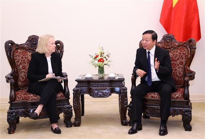 Le vice-PM Tran Hong Ha reçoit la vice-présidente du GFANZ ảnh 1 Le vice-PM Tran Hong Ha reçoit la vice-présidente du GFANZ ảnh 1