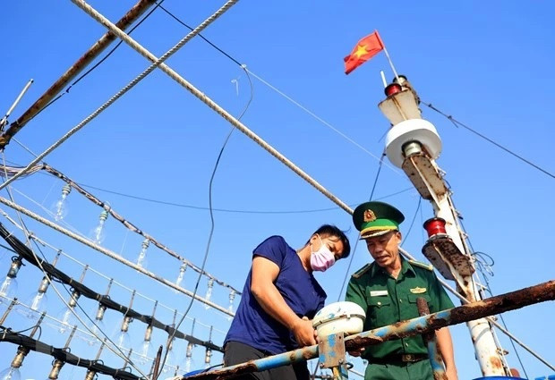 Lutte contre la pêche INN : Quang Nam empêche la perte de connexion des bateaux de pêche ảnh 1 Lutte contre la pêche INN : Quang Nam empêche la perte de connexion des bateaux de pêche ảnh 1