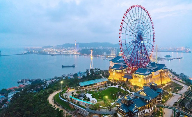 Quang Ninh prête à accueillir à nouveau des visiteurs étrangers ảnh 1 Quang Ninh prête à accueillir à nouveau des visiteurs étrangers ảnh 1