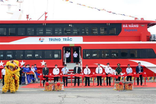 Inauguration d’une navette express entre Da Nang et Ly Son ảnh 1 Inauguration d’une navette express entre Da Nang et Ly Son ảnh 1