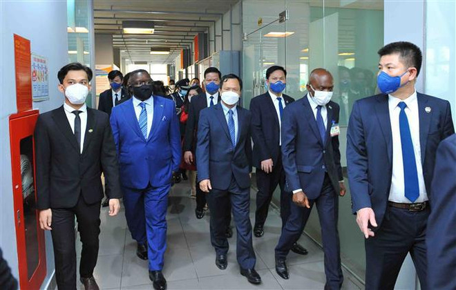 FPT aide la Sierra Leone à promouvoir la transformation numérique ảnh 1 FPT aide la Sierra Leone à promouvoir la transformation numérique ảnh 1