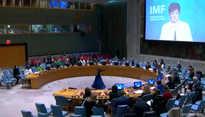 Le Vietnam souligne le rôle des femmes dans la promotion de la paix et la reconstruction ảnh 1