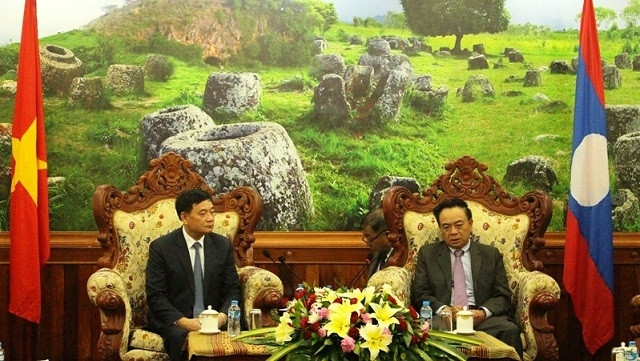 Resserrer l’amitié et la coopération entre le Vietnam et Xieng Khouang (Laos) ảnh 1 Resserrer l’amitié et la coopération entre le Vietnam et Xieng Khouang (Laos) ảnh 1