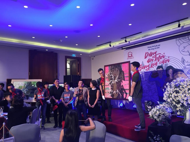 Hanoï : Soirée de collecte de fonds pour le projet « nha chong lu » ảnh 2