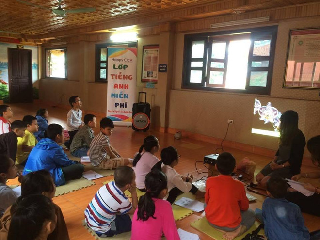 Cours d'anglais gratuit au sein d'une pagode à Hanoi ảnh 2