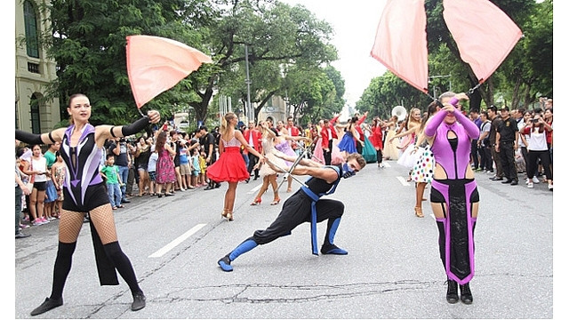 5.000 artistes attendus à la fête de rue « Quintessence de Hanoi » ảnh 1 5.000 artistes attendus à la fête de rue « Quintessence de Hanoi » ảnh 1