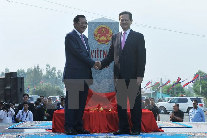 Vietnam et Cambodge déterminés à édifier une frontière commune de paix et d’amitié ảnh 1 Vietnam et Cambodge déterminés à édifier une frontière commune de paix et d’amitié ảnh 1