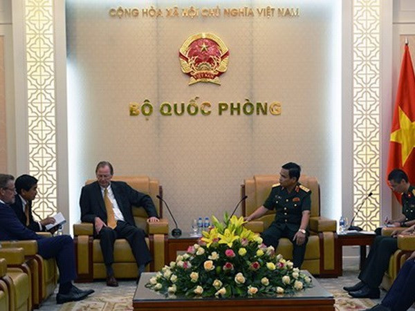 Construction navale : le ministère de la Défense coopère avec le groupe néerlandais DAMEN ảnh 1 Construction navale : le ministère de la Défense coopère avec le groupe néerlandais DAMEN ảnh 1