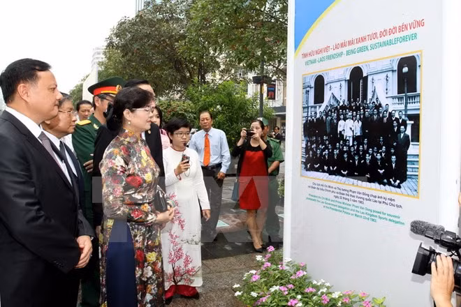 Des activités pour honorer les relations Vietnam-Laos ảnh 2