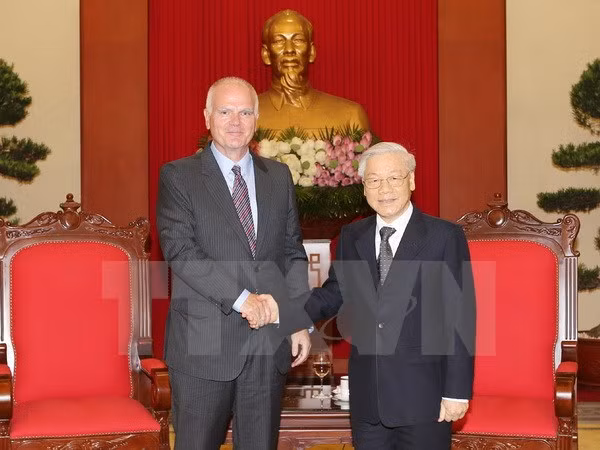 Le leader du PCV plaide pour l’intensification des relations avec l’UE ảnh 1