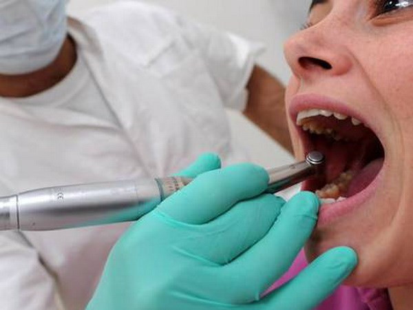 Conférence internationale d'odonto-maxillo-faciologie à Hanoi ảnh 1