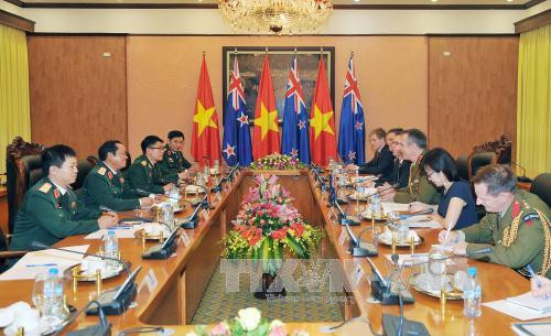 Défense: Vietnam et Nouvelle-Zélande promeuvent leur coopération ảnh 1 Défense: Vietnam et Nouvelle-Zélande promeuvent leur coopération ảnh 1