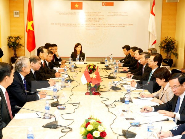 Résultats de la tournée du PM en Malaisie et à Singapour ảnh 1 Résultats de la tournée du PM en Malaisie et à Singapour ảnh 1
