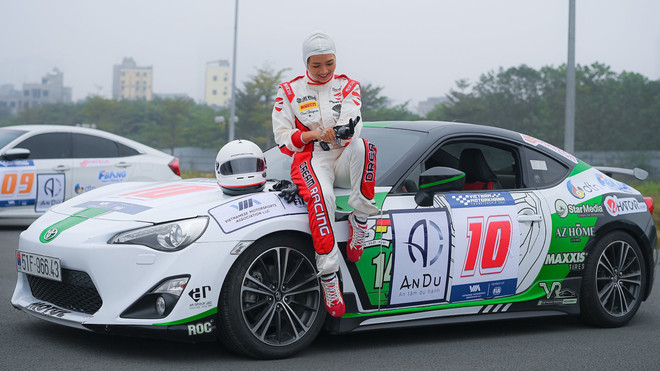 Première pilote automobile vietnamienne à participer aux FIA Motorsport Games ảnh 2 Première pilote automobile vietnamienne à participer aux FIA Motorsport Games ảnh 2
