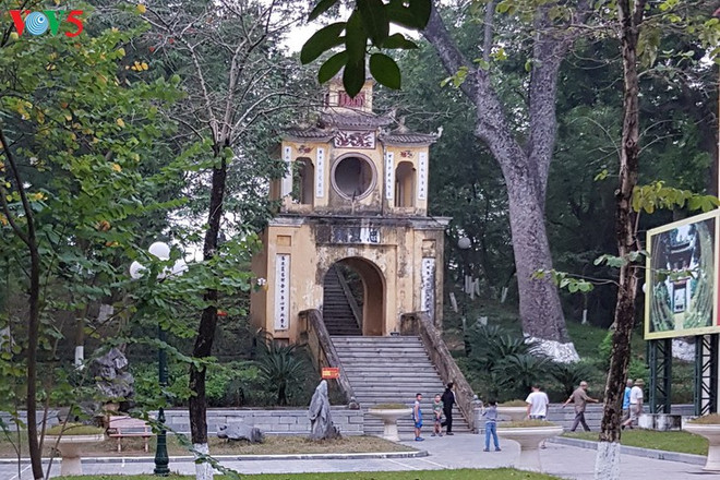 La butte de Dông Da, site national spécial ảnh 1 La butte de Dông Da, site national spécial ảnh 1