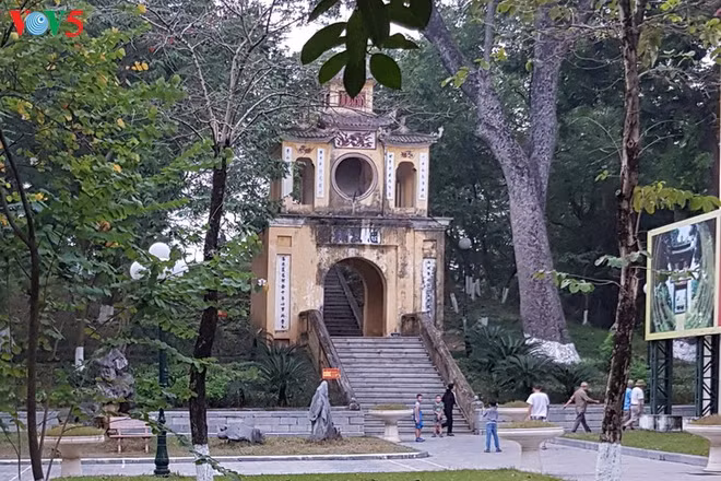 La butte de Dông Da, site national spécial ảnh 1