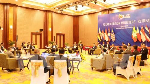 Déclaration de presse du président de la réunion restreinte des ministres des AE de l’ASEAN ảnh 1 Déclaration de presse du président de la réunion restreinte des ministres des AE de l’ASEAN ảnh 1