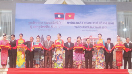 Une délégation de Ho Chi Minh-Ville en visite au Laos ảnh 1 Une délégation de Ho Chi Minh-Ville en visite au Laos ảnh 1