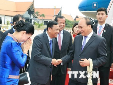 Le PM Nguyên Xuân Phuc au Cambodge pour le sommet de la MRC ảnh 1