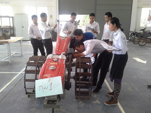 Le Vietnam étudie un projet d’envoi à l’étranger de 56.000 travailleurs qualifiés ảnh 2 Le Vietnam étudie un projet d’envoi à l’étranger de 56.000 travailleurs qualifiés ảnh 2