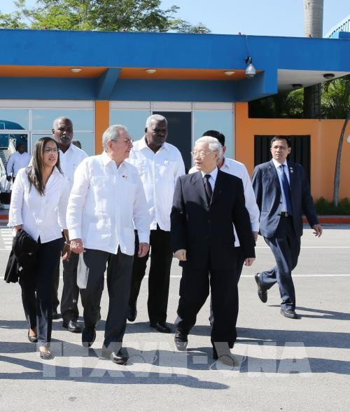 Les visites du leader du PCV dynamisent les liens avec la France et Cuba ảnh 2 Les visites du leader du PCV dynamisent les liens avec la France et Cuba ảnh 2