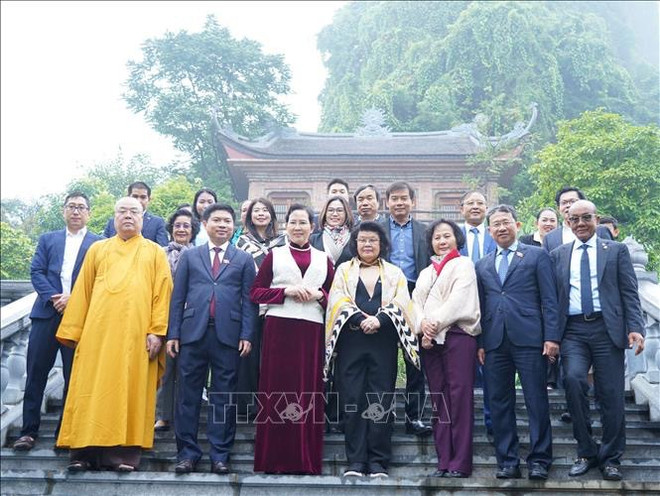 La présidente de l’AN du Cambodge termine sa visite au Vietnam ảnh 1 La présidente de l’AN du Cambodge termine sa visite au Vietnam ảnh 1