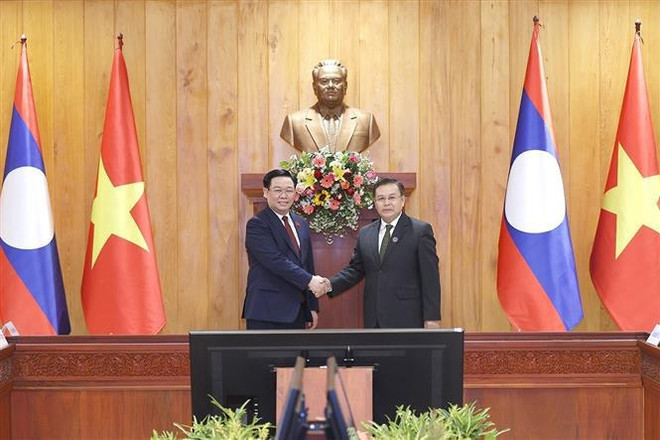 Vietnam-Laos : renforcement de la coopération entre les deux organes législatifs ảnh 2 Vietnam-Laos : renforcement de la coopération entre les deux organes législatifs ảnh 2