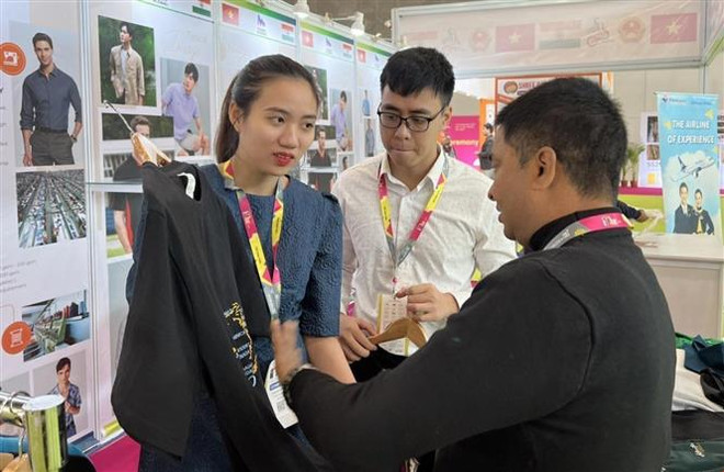 Textile-habillement : le Vietnam au Salon Intex South Asia en Inde ảnh 1 Textile-habillement : le Vietnam au Salon Intex South Asia en Inde ảnh 1