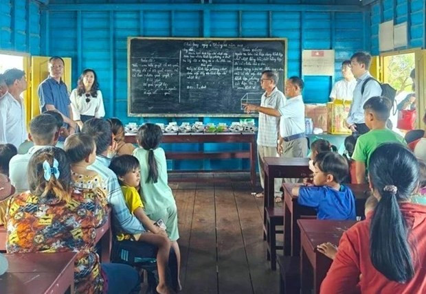 Le Vietnam souhaite que le Cambodge continue à prêter attention aux personnes d'origine vietnamienne ảnh 1 Le Vietnam souhaite que le Cambodge continue à prêter attention aux personnes d'origine vietnamienne ảnh 1