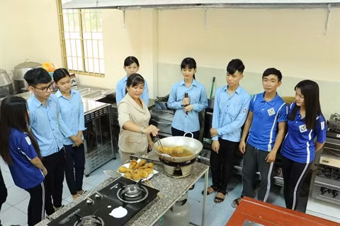 Châu Dôc améliore la main-d’œuvre pour le plus grand plaisir des touristes ảnh 2