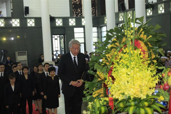 Le vice-PM Truong Hoa Binh reçoit son homologue singapourien Teo Chee Hean ảnh 2 Le vice-PM Truong Hoa Binh reçoit son homologue singapourien Teo Chee Hean ảnh 2