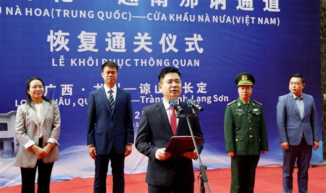 Vietnam-Chine : rétablissement du dédouanement au poste-frontière de Na Nua à Lang Son ảnh 2 Vietnam-Chine : rétablissement du dédouanement au poste-frontière de Na Nua à Lang Son ảnh 2